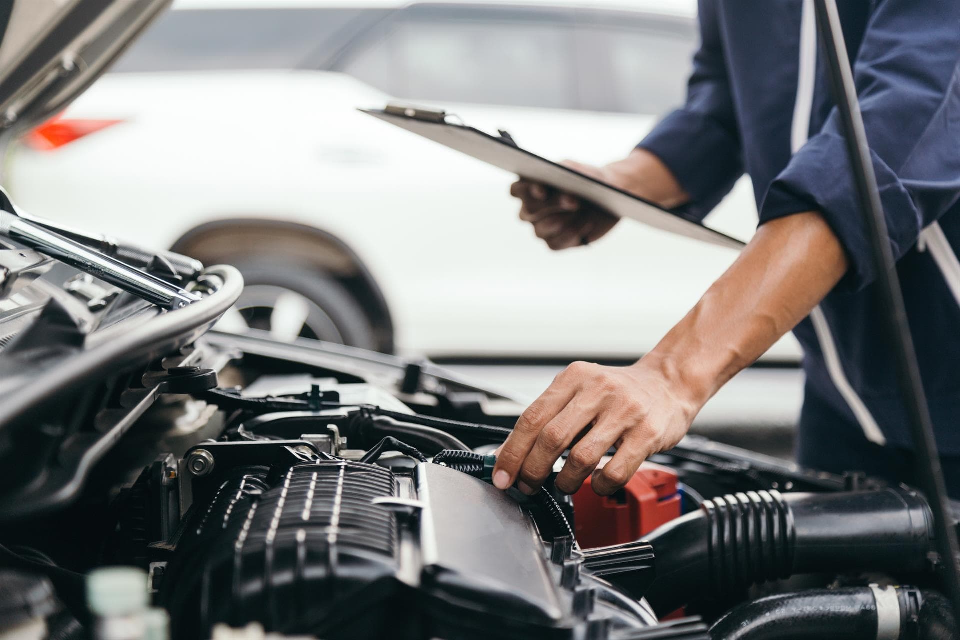 Miro Automoción - Descubra nuestros servicios de reparación mantenimiento de vehículos